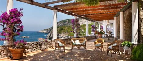 Villa, 3 Bedrooms, Smoking, Terrace | Balcony