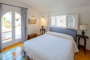 Villa, 6 slaapkamers, roken, terras | 6 slaapkamers