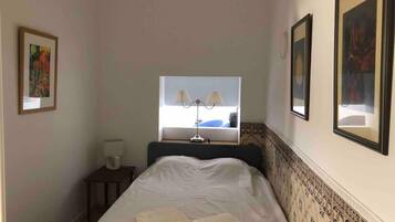 Casa | 1 camera, ferro/asse da stiro, Wi-Fi gratuito, lenzuola