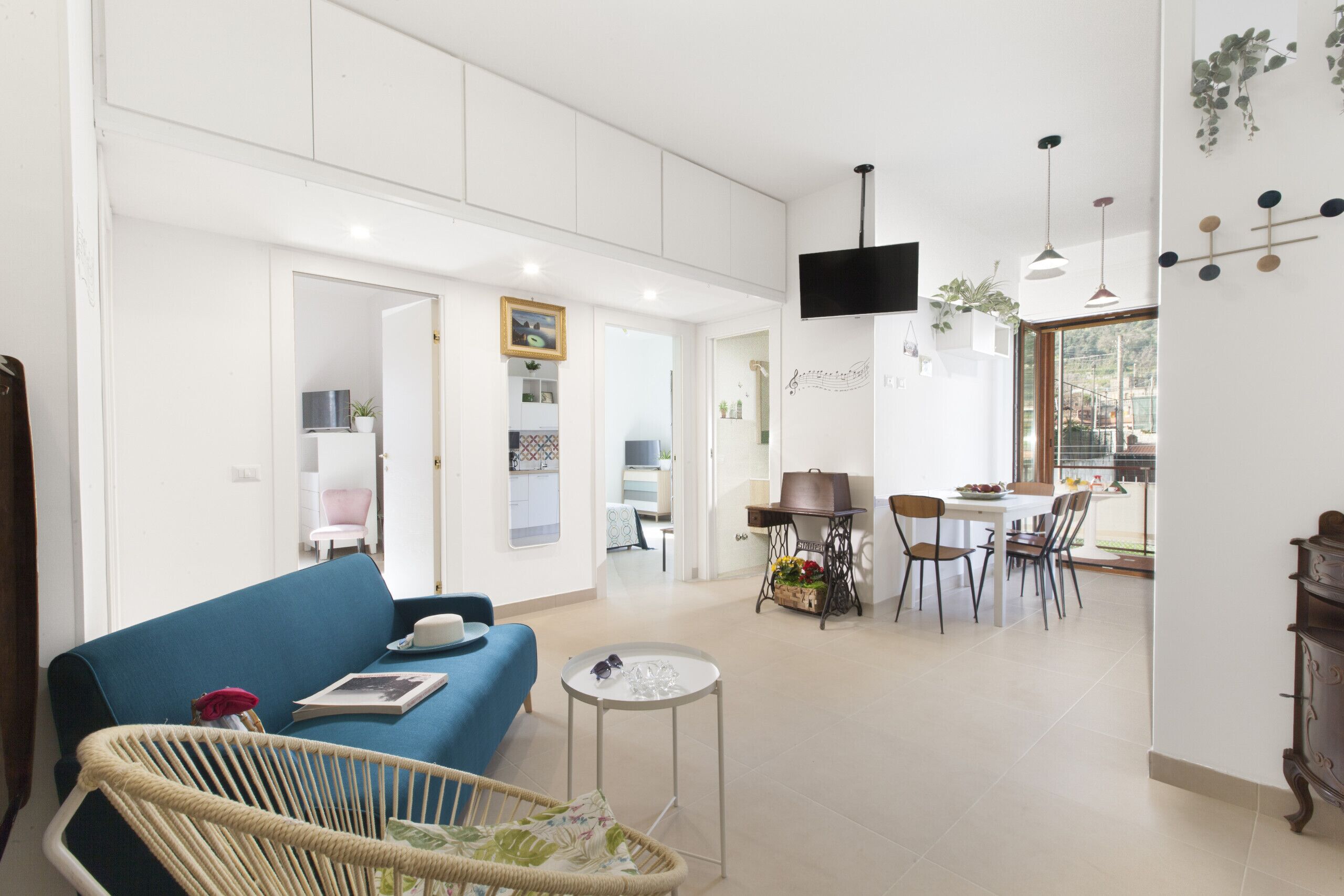 Apartment, 2 Bedrooms, Balcony | Living room