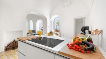 Villa, 3 Bedrooms, Private Pool, Sea View | Private kitchen | Microwave, oven, dishwasher, coffee/tea maker