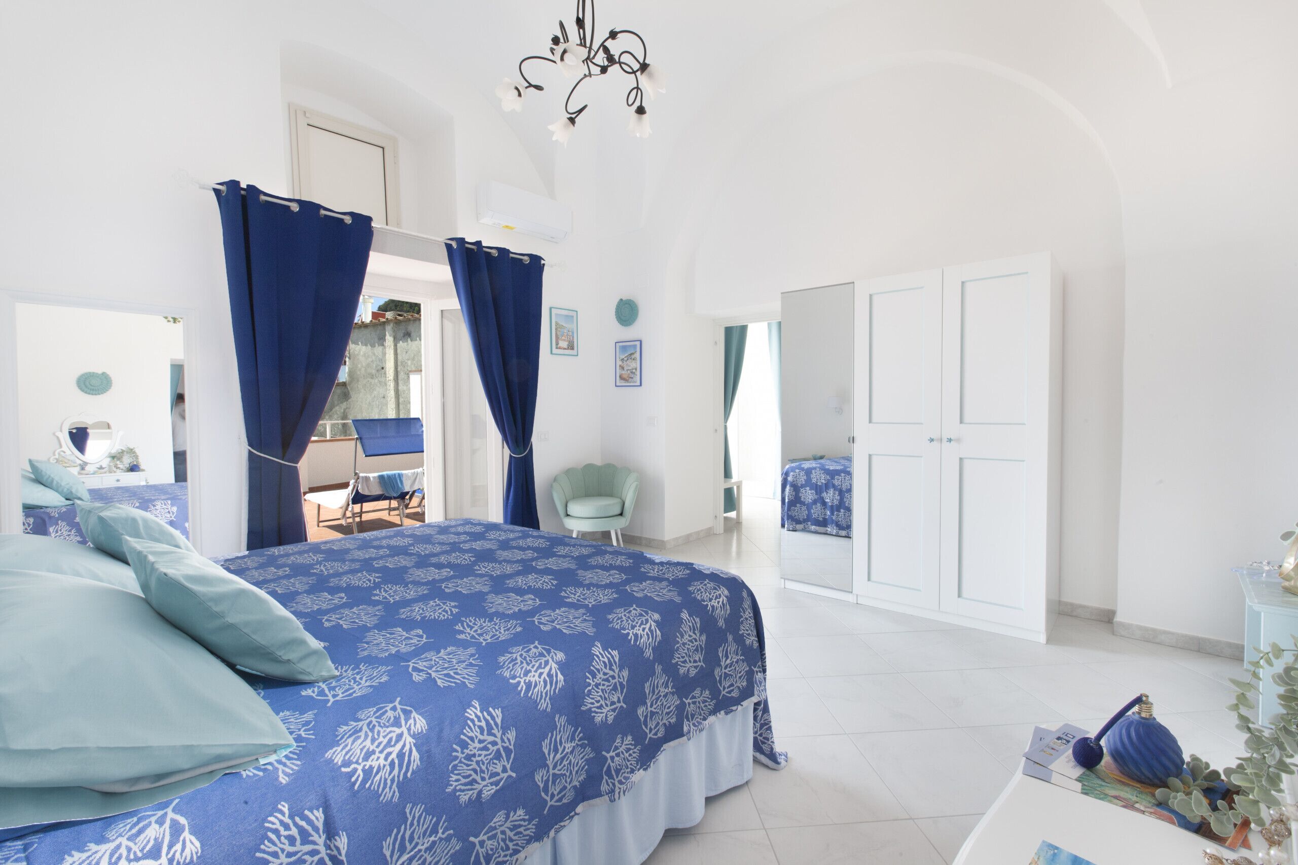 2 soverom, skrivebord, wi-fi (inkludert) og sengetøy