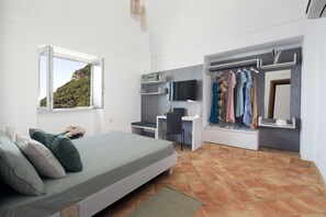 1 bedroom, bed sheets - Estate4home - La Casa di Lia (Positano)