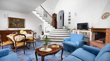 Casa, 2 quartos, para fumantes, terraço | Sala de estar