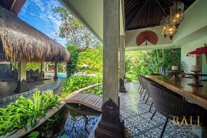 Outdoor dining - Treasure in the Heart of Seminyak, a Luxury Bali Experience! (Bali)