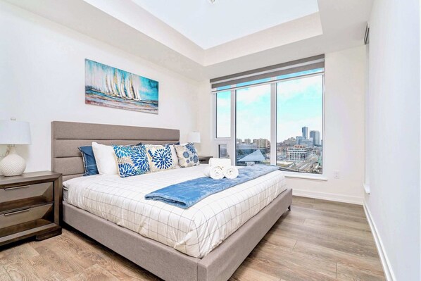 1 bedroom, desk, iron/ironing board, WiFi