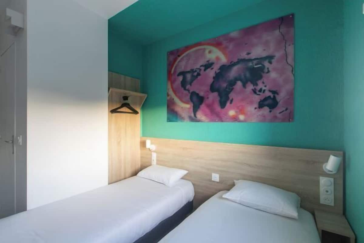 Wi-Fi gratuit, draps fournis