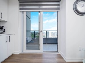 Interior - Newly Built 22nd Floor Condo w Stunning Views (Kitchener)