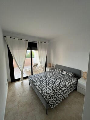 2 Schlafzimmer, Bettwäsche