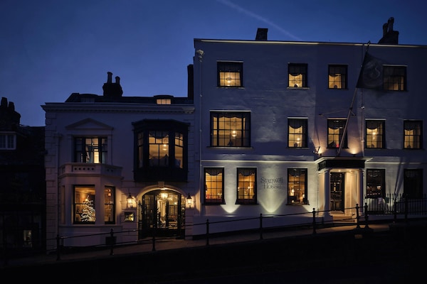 Voorkant van accommodatie