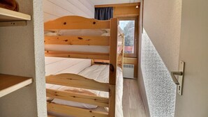 WiFi, bed sheets - 50m from ski slopes, 1st floor, balcony, 32m², Méribel-Mottaret (Méribel - Les Allues)