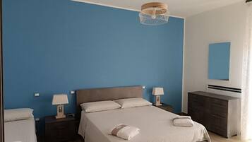 3 habitaciones, cuna de viaje, wifi gratis y ropa de cama