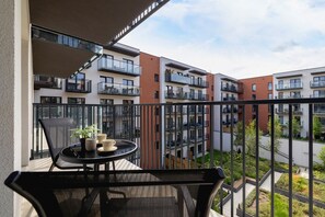 Balcony - Cozy Apartment Klimeckiego 8A by Renters (Kraków)