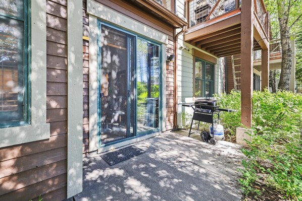 Condo, 1 Bedroom | Property grounds