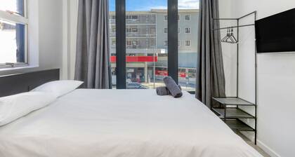 Inn & Out Express Sea Point