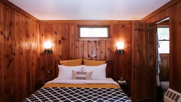 1 bedroom, premium bedding, free WiFi, bed sheets