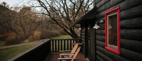 Loft Duplex w/ Deck | Terrace/patio