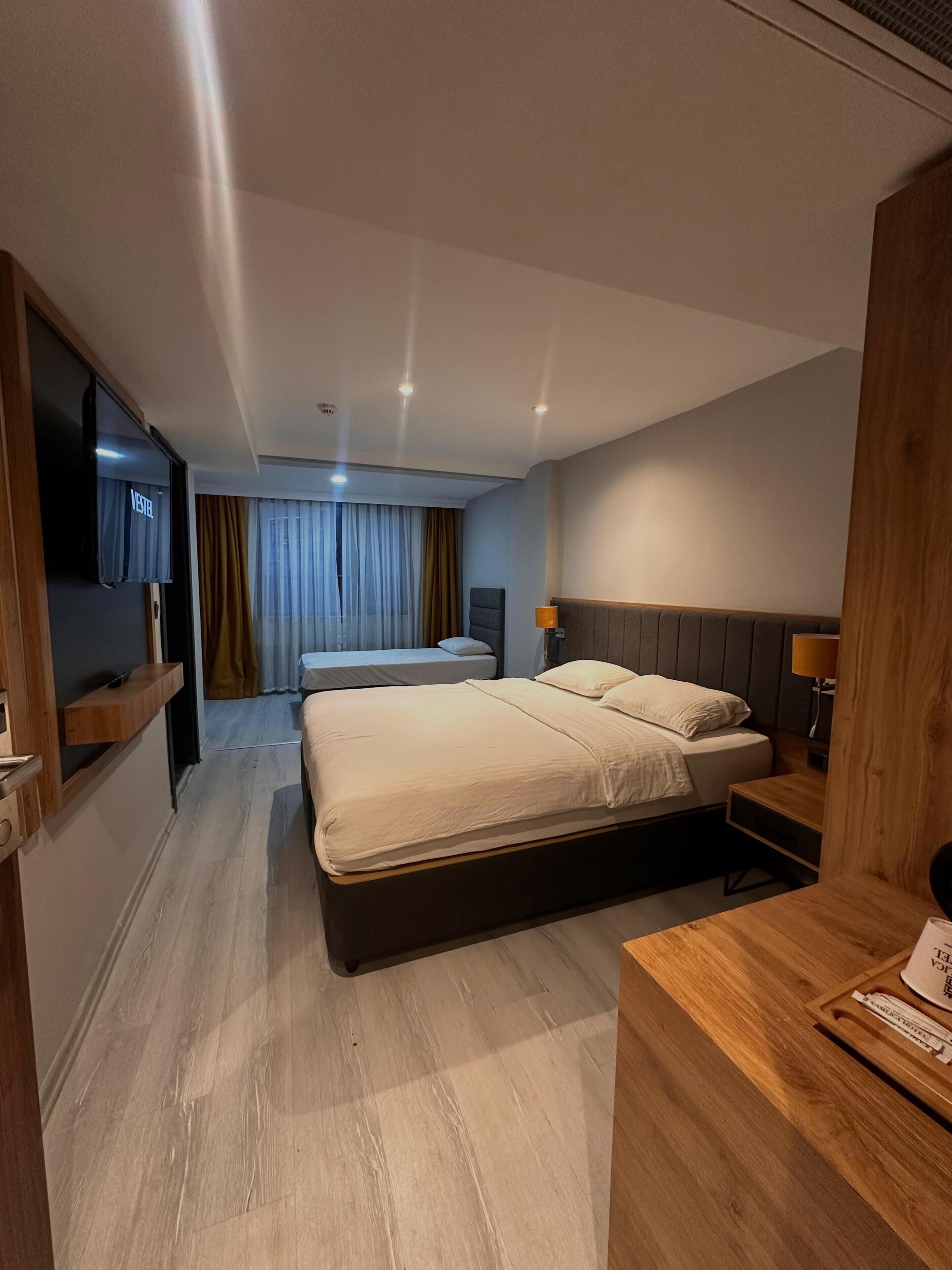 City Triple Room | Egyptian cotton sheets, premium bedding, down comforters