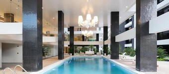 Rare Gem! Indoor Pool, Rooftop, Center of the City