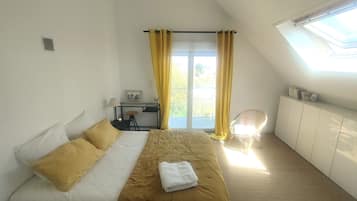 5 chambres, fer et planche à repasser, lit parapluie, Wi-Fi gratuit
