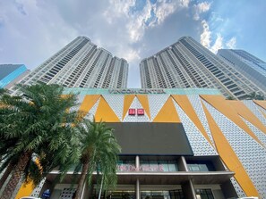 Front of property - Vinhome D'capitale Service Apartment - Mikage Housing (Hanoi)