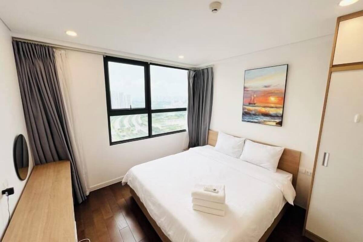 2 bedrooms, Egyptian cotton sheets, premium bedding, pillowtop beds