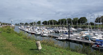 Maison de Pêcheur Dans Quartier Typique du Courtgain