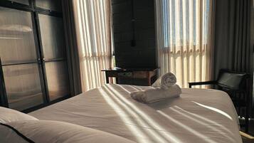 Vila | Individualmente decorados, individualmente mobiliados, escrivaninha