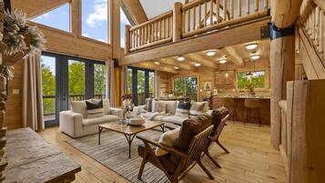 Smart TV, fireplace, ping pong, books