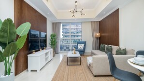 Căn hộ, 1 giường cỡ king và sofa giường | Khu phòng khách