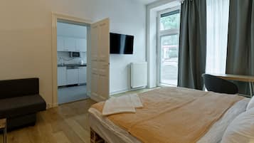 1 bedroom, desk, iron/ironing board, free WiFi