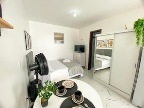 Basic Loft | Free WiFi, bed sheets - Residencial Morada do Sol (Florianópolis)