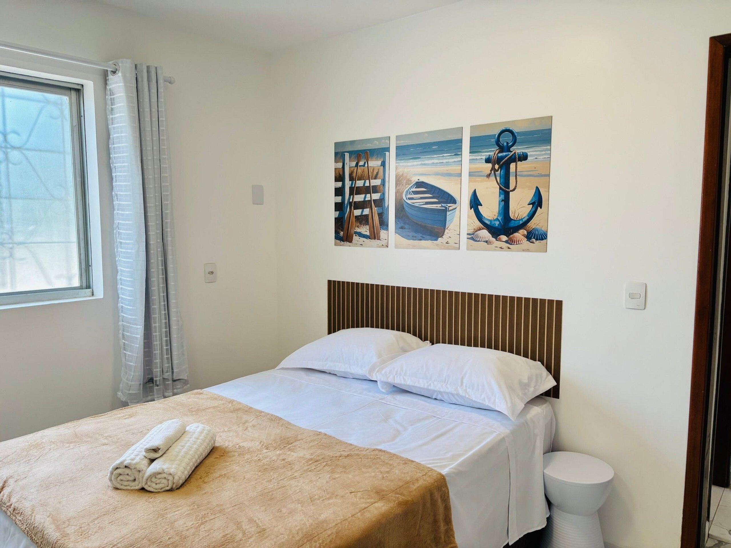 เบสิกอพาร์ทเมนท์ | Wi-Fi ฟรี, ผ้าปูที่นอน