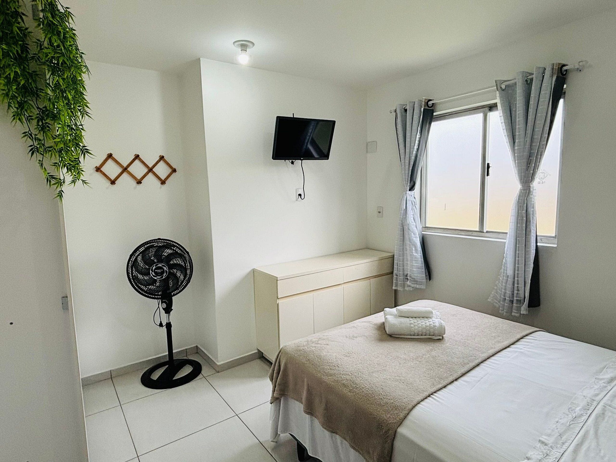 Basic Apartment | Free WiFi, bed sheets