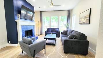 Smart TV y futbolito