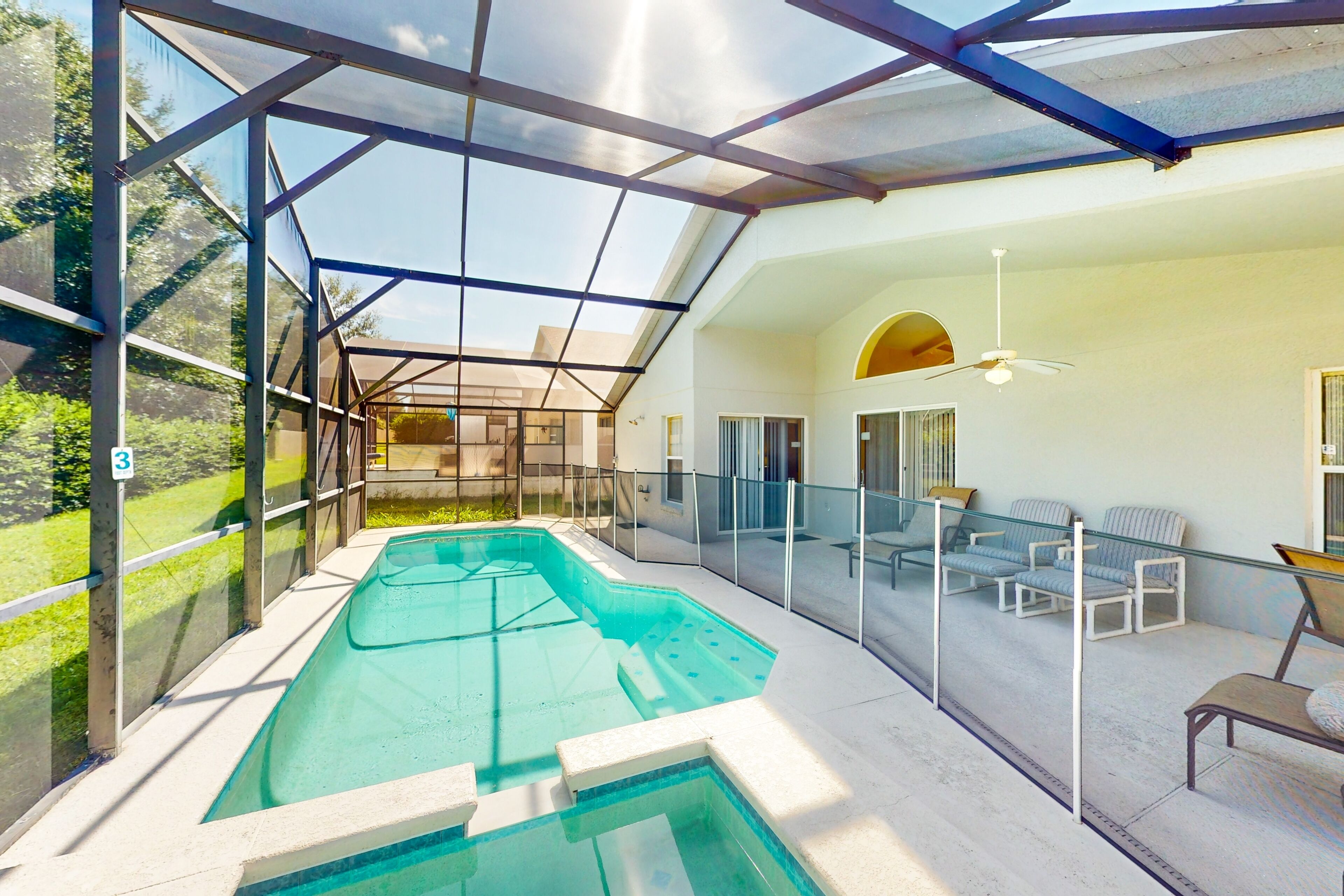 Snowbird-friendly home near Disney with game room, private pool, spa, patio, W/D