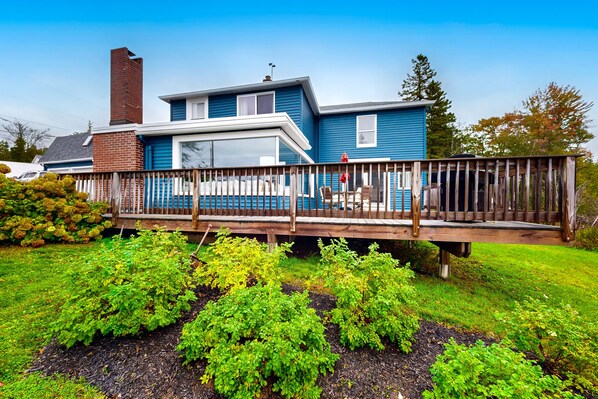 Exterior - Oceanfront, dog-friendly home with amazing ocean/Mt. Desert Island views (Hancock)