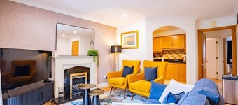 The Blackrock Retreat- Salthill - free parking