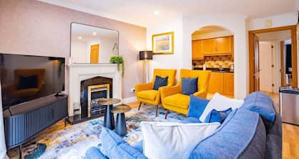 The Blackrock Retreat- Salthill - free parking