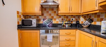 The Blackrock Retreat- Salthill - free parking