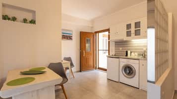 Standard Studio | 2 bedrooms, premium bedding, individually decorated, desk