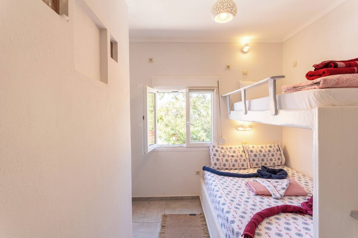 Familien-Dreibettzimmer, Mehrere Betten, Küche, Meerblick