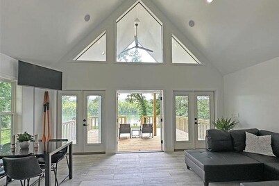 Tiny Luxury Cabin Retreat On White River