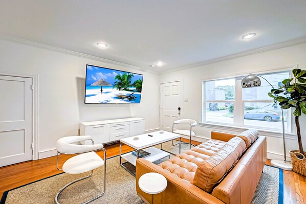 Smart TV, table tennis, computer monitors
