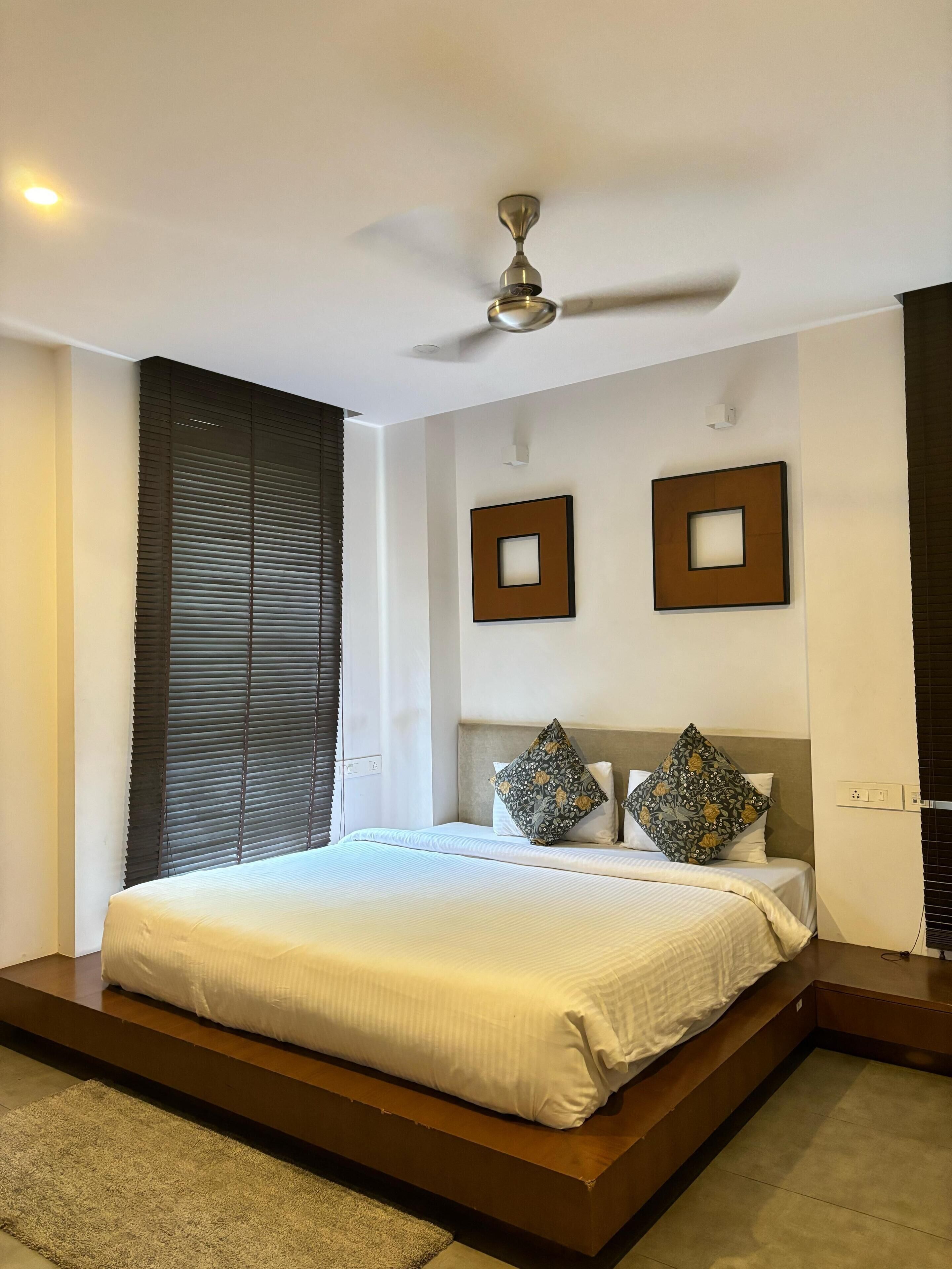 Grand Villa | 4 bedrooms, premium bedding, desk, WiFi (free)