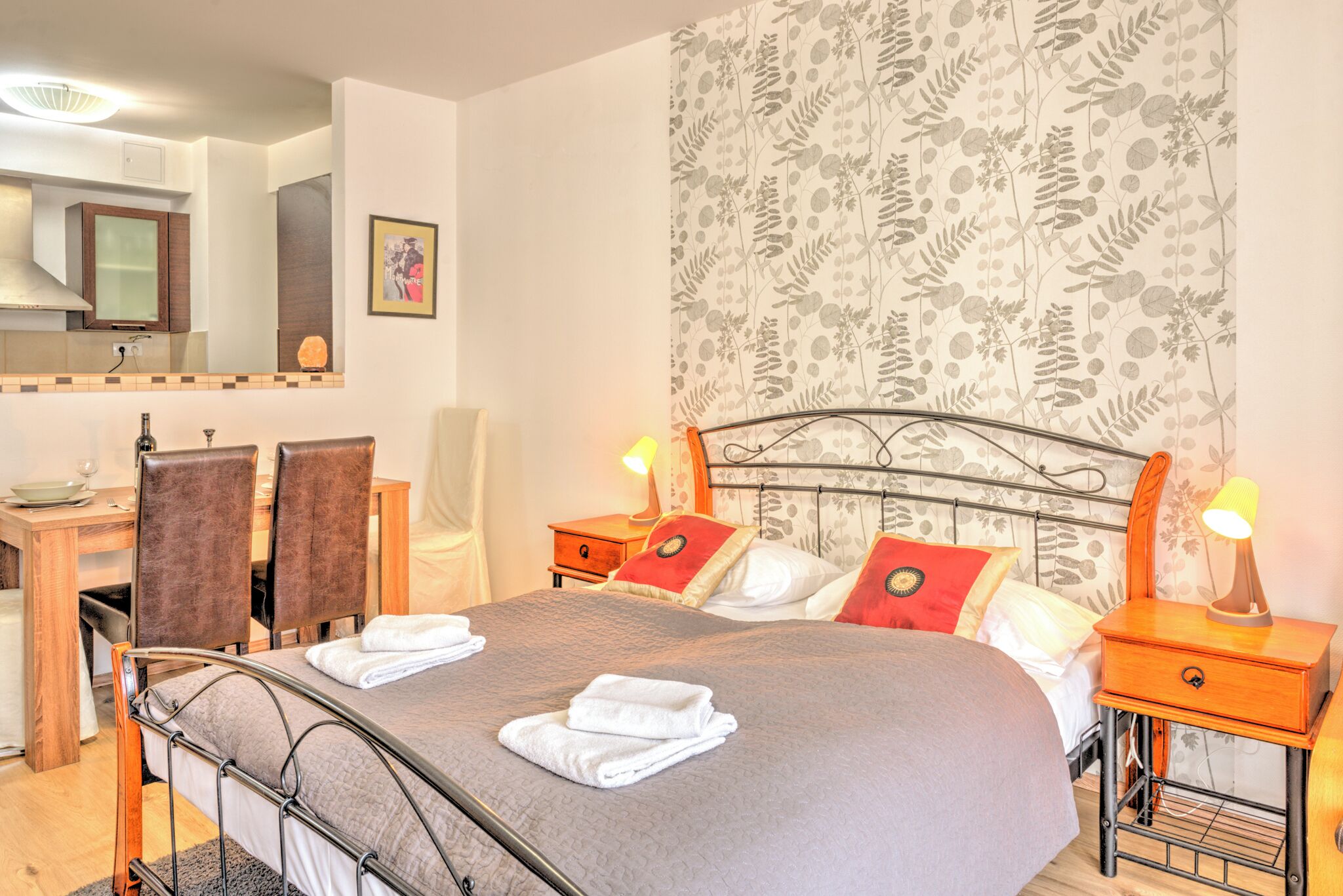 1 bedroom, iron/ironing board, WiFi, bed sheets