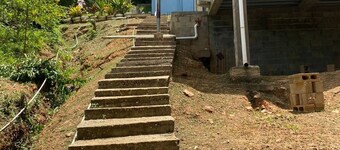 Home and Nature on Hill<br>