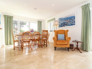 Dining - The Old Barn (Penzance)