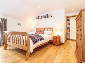 4 bedrooms, individually decorated, individually furnished, free WiFi - The Old Barn (Penzance)