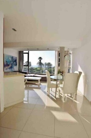 Interior - Sea view in prime location TLV (Tel Aviv-Yafo)